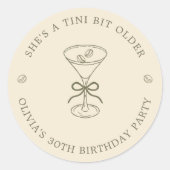 She's A Tini Bit Older Coffee Martini Birthday Ronde Sticker (Voorkant)