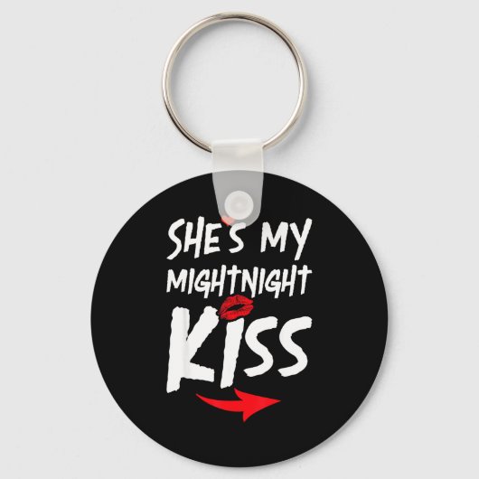 Shes My Midnight Kiss Happy New Year Matching Funn Sleutelhanger (Voorkant)