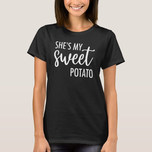She's My Sweet Potato I Yam Valentine's Thanksgivi T-shirt (Voorkant)
