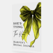 She's Tying The Knot Green Bow Welcome Sign Acryl Bord (Hoek)