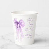 She's Tying The Knot Purple Bow Bridal Shower Papieren Bekers (Voorkant)