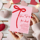  She's Tying the Knot Red,pink Bow Bridal Shower  Kaart