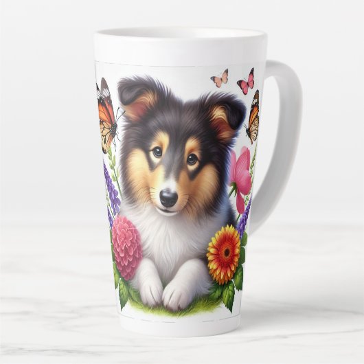 Shetland Sheepdog met bloemen en vlinders Latte Mok (Rechterhoek)