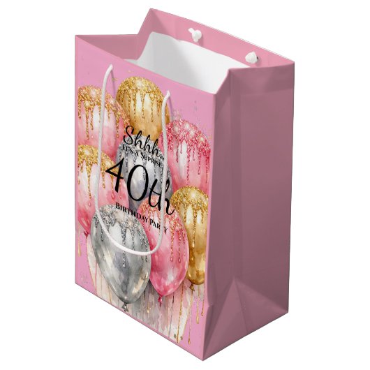 Shh Surprise Birthday Party Medium Cadeauzakje (Voorkant Gekanteld)