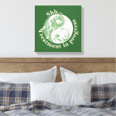 Shh Treatment in progress, Scrolling Yin en Yang Canvas Afdruk (Insitu (Slaapkamer))