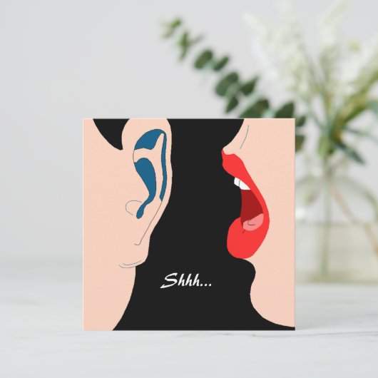 Shhh... Enterprise Party Invitation Whisper in Ear Kaart (Staand voorkant)