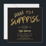 Shhh! Het is een Surprise 50th Birthday Gold Black Kaart<br><div class="desc">Shhh! Het is een Surprise 50th Birthday Gold Black Invitation Uw gasten zullen weten dat dit een speciaal feest zal zijn door gewoon naar deze uitnodiging te kijken!</div>