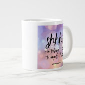 Shhh... Ik praat met Angels... KoffieMok Grote Koffiekop (Voorkant rechts)