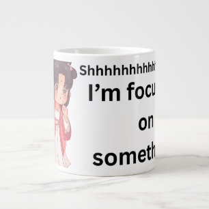 'Shhhhhh.... Ik concentreer me' Anime-Style Studie Grote Koffiekop