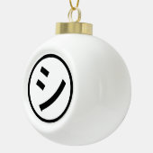 ㋛ Shi Kana Katakana Smiling Emoji/Emoticon Keramische Bal Ornament (Rechts)