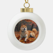 Shib Inu in de herfst laat Herfst inspireren Keramische Bal Ornament (Voorkant)
