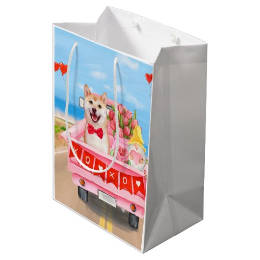 Shiba Inu Dog Valentijnsdag Truck Hearts Medium Cadeauzakje (Achterkant Gekanteld)