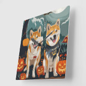 Shiba Inu Halloween Spoken Vierkante Klok (Hoek)