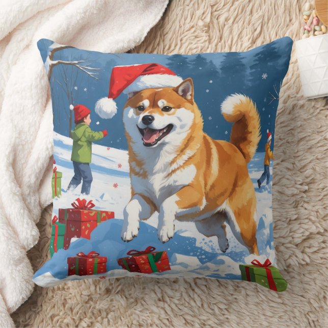 Shiba Inu hardlopen in de sneeuw met kerstmuts Kussen (Deken)