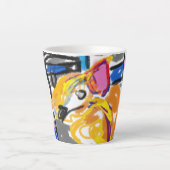 Shiba Inu in de stad Latte Mok (Voorkant)