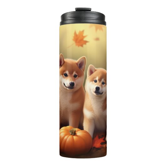 Shiba Inu Puppy Herfst Delight Pompoen Thermosbeker (Voorkant)