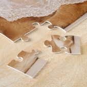 Shiba Inu-puppy slaapt onder een nettogordijn Legpuzzel (Zijkant)