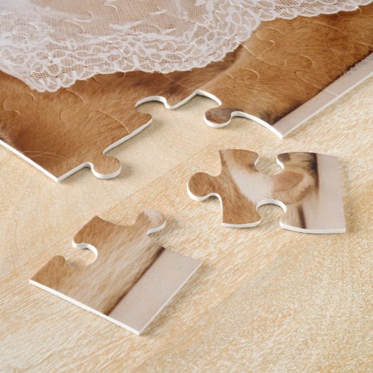 Shiba Inu-puppy slaapt onder een nettogordijn Legpuzzel (Zijkant)