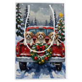 Shih Tzu Christmas Red Truck Holiday Medium Cadeauzakje (Voorkant)
