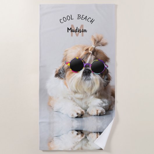 Shih Tzu Cool Beach Sunbril Monogram Strandlaken (Voorkant)