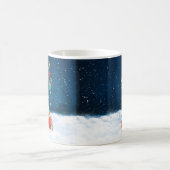 Shih Tzu Dog in sneeuw met kerstcadeaus Koffiemok (Center)