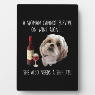 Shih Tzu   Een vrouw kan niet alleen op wijn overl Fotoplaat