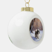Shih Tzu Laat het sneeuwen Kerstmis Keramische Bal Ornament (Links)