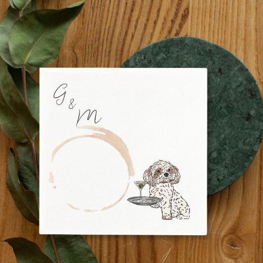 Shih Tzu met een martini cocktail Servet