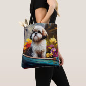 Shih Tzu op een peddel: Een Schilderachtig avontuu Tote Bag (Dichtbij)