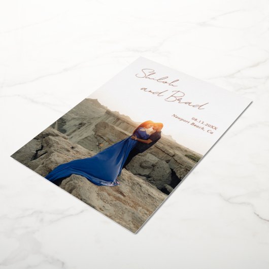 Shiloh Modern Elegant Wedding Save the Date Folie Uitnodiging (Gedraaid)