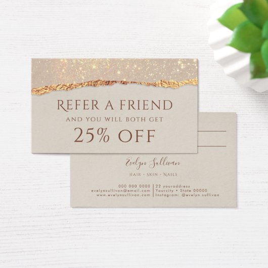 Shimmer-kaart met papieren verwijzingskaart visitekaartje (Bureau)