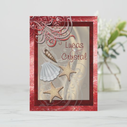 Shimmering Seashell Red Beach Wedding Invitation Kaart (Staand voorkant)