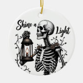 Shine a Light Skeleton Ornament (Voorkant)
