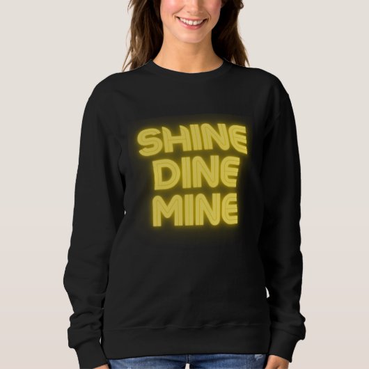 Shine Dine Mine Fun Mega Wearing Outfit Trui (Voorkant)