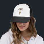 Shine on You Crazy Diamond Trucker Pet<br><div class="desc">"Shine On You Crazy Diamond" in een trendy penseellettertype in donker goud op een vrachtwagenhoed.</div>