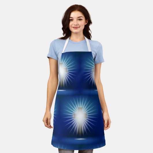 Shining Cross Schort (Gedragen)