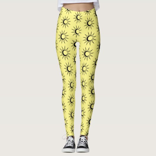 Shining Sun Crescent Moon Thunder_Cove yellow Leggings (Voorkant)