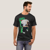 Shinji Ikari in de Froggy Stoel Classic T-Shirt (Voorkant volledig)