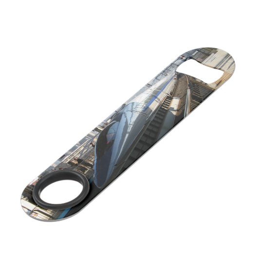 Shinkansen uit de 500-reeks 新 線 Bullet Train Speed Flessenopener (Achterkant Gekanteld)