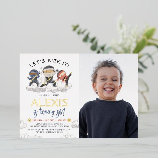 Shiny Laten we schoppen Ninja Karate Foto Verjaard Folie Uitnodiging (Staand Voorkant)