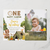 Shiny One Happy Camper Beer Photo Boy 1st Birthday Folie Uitnodiging (Voorkant)