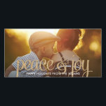 Shiny Peace & Joy Vakantie Fotokaart Feestdagenkaart<br><div class="desc">Viel het seizoen met deze moderne en stijlvolle vakantiefoto uit Berry Berry Sweet.</div>