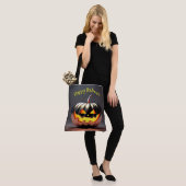 Shiny Pumpkin Halloween Tote Bag (Op model)
