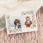 Shiny Winter Botanicals & Holly Christmas 2 Foto Folie Feestdagenkaart<br><div class="desc">Voeg wat glans toe aan je kerstkaarten met echte gouden, zilveren of rozen gouden folie! Deze klassieke en tijdloze metallic stijl is zeker om een ander niveau toe te voegen aan uw kaarten. Een elegant kerstfotokaartontwerp, met twee aangepaste foto's: een liggend en een portret, binnen een echt folie lijst. Het...</div>