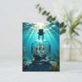 Ship in a Bottle in the Ocean | Saying Hi Briefkaart (Staand voorkant)