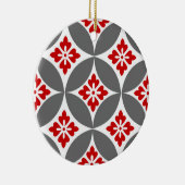 Shippo met bloemmotif, rood, wit en grijs keramisch ornament (Rechts)