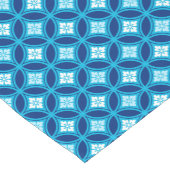 Shippo met ventilatormotif, diep indigoblauw korte tafelloper (Hoek)