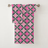 Shippo met ventilatormotif, roze en zilver grijs bad handdoek (Insitu)