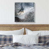 Shiveluch Volcano in Rusland Canvas Afdruk (Insitu (Slaapkamer))