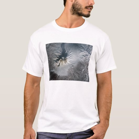 Shiveluch Volcano in Rusland T-shirt (Voorkant)